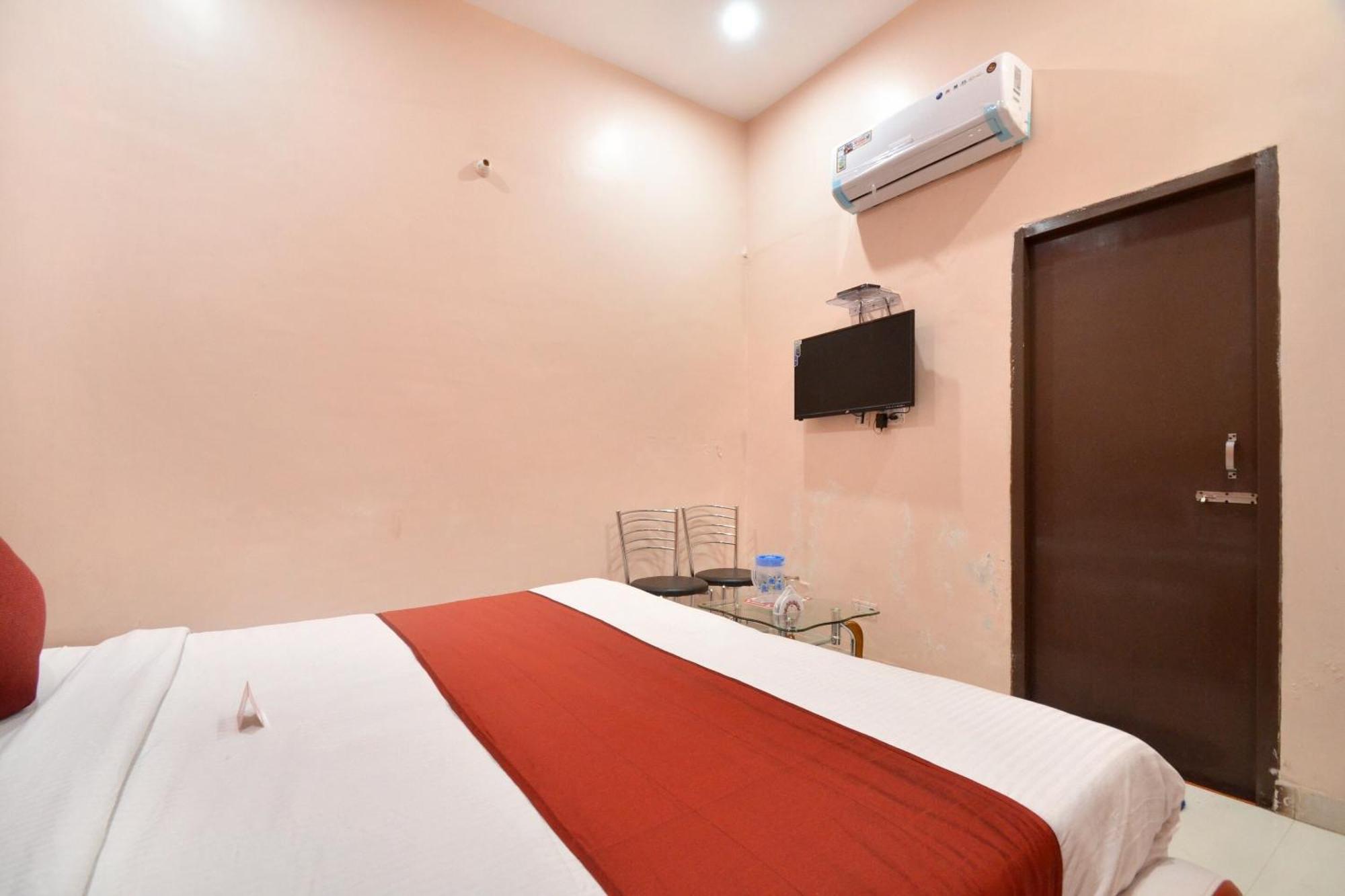 Hotel O Galaxy Nayagaon 외부 사진