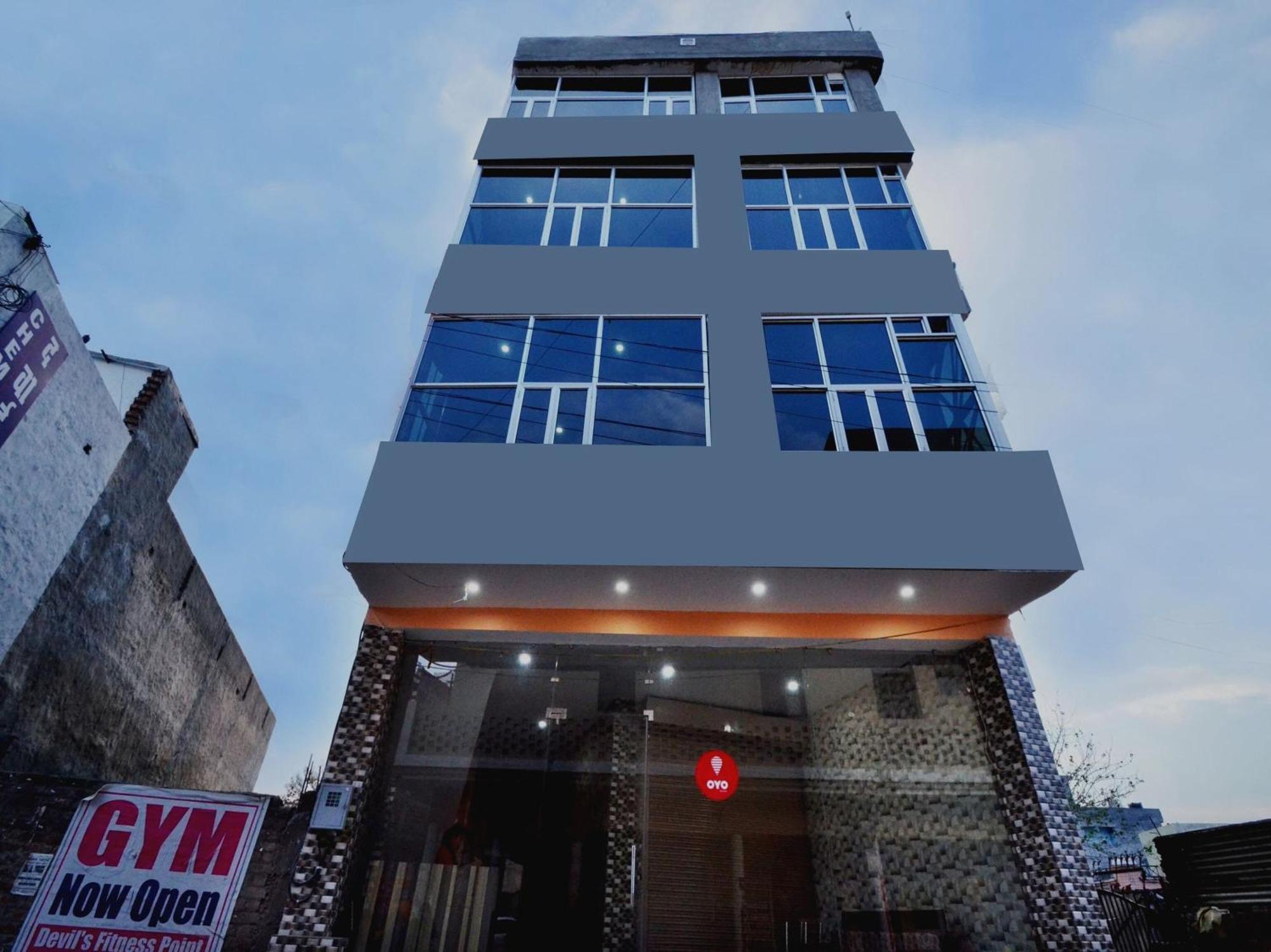 Hotel O Galaxy Nayagaon 외부 사진