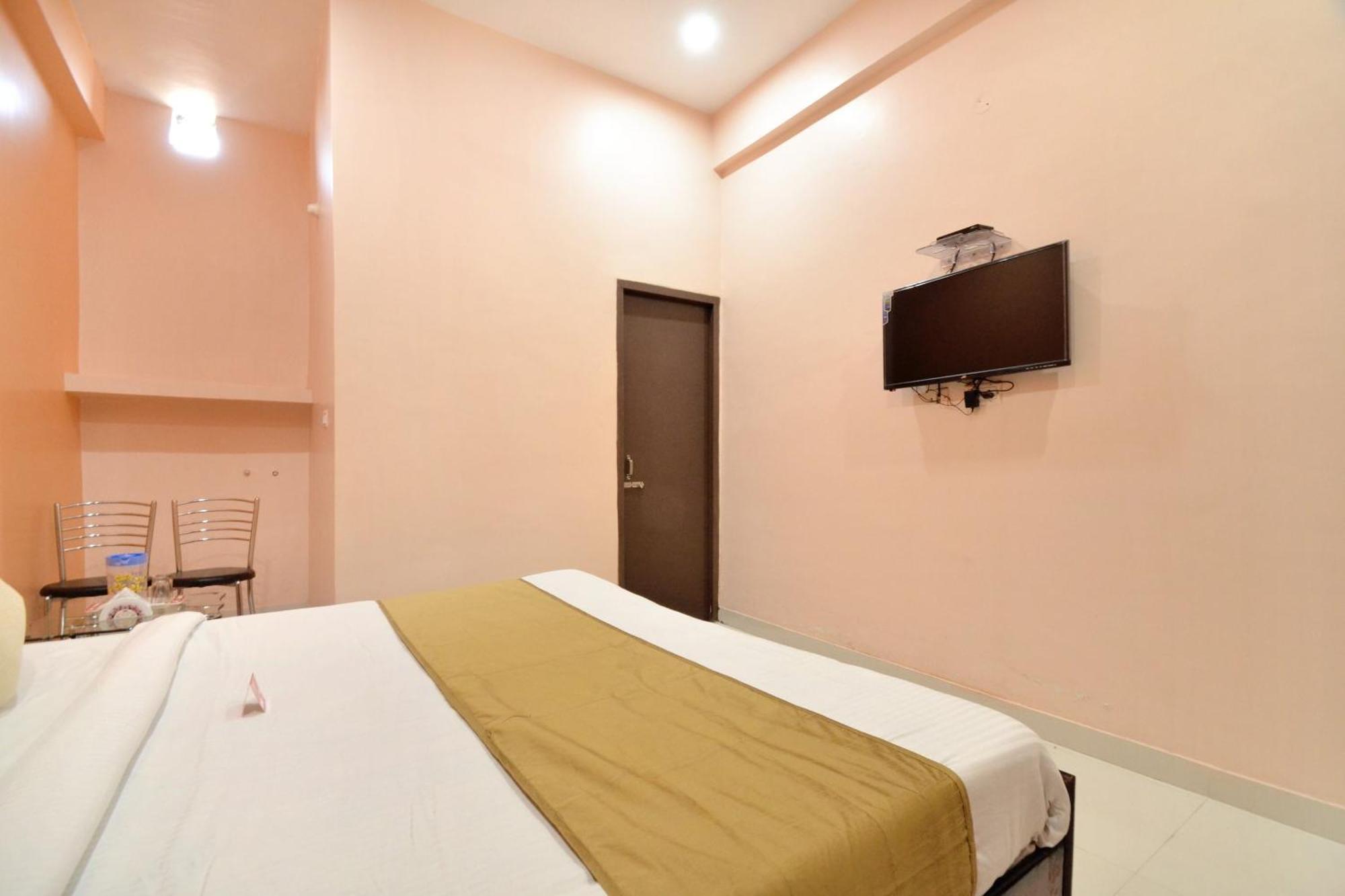 Hotel O Galaxy Nayagaon 외부 사진