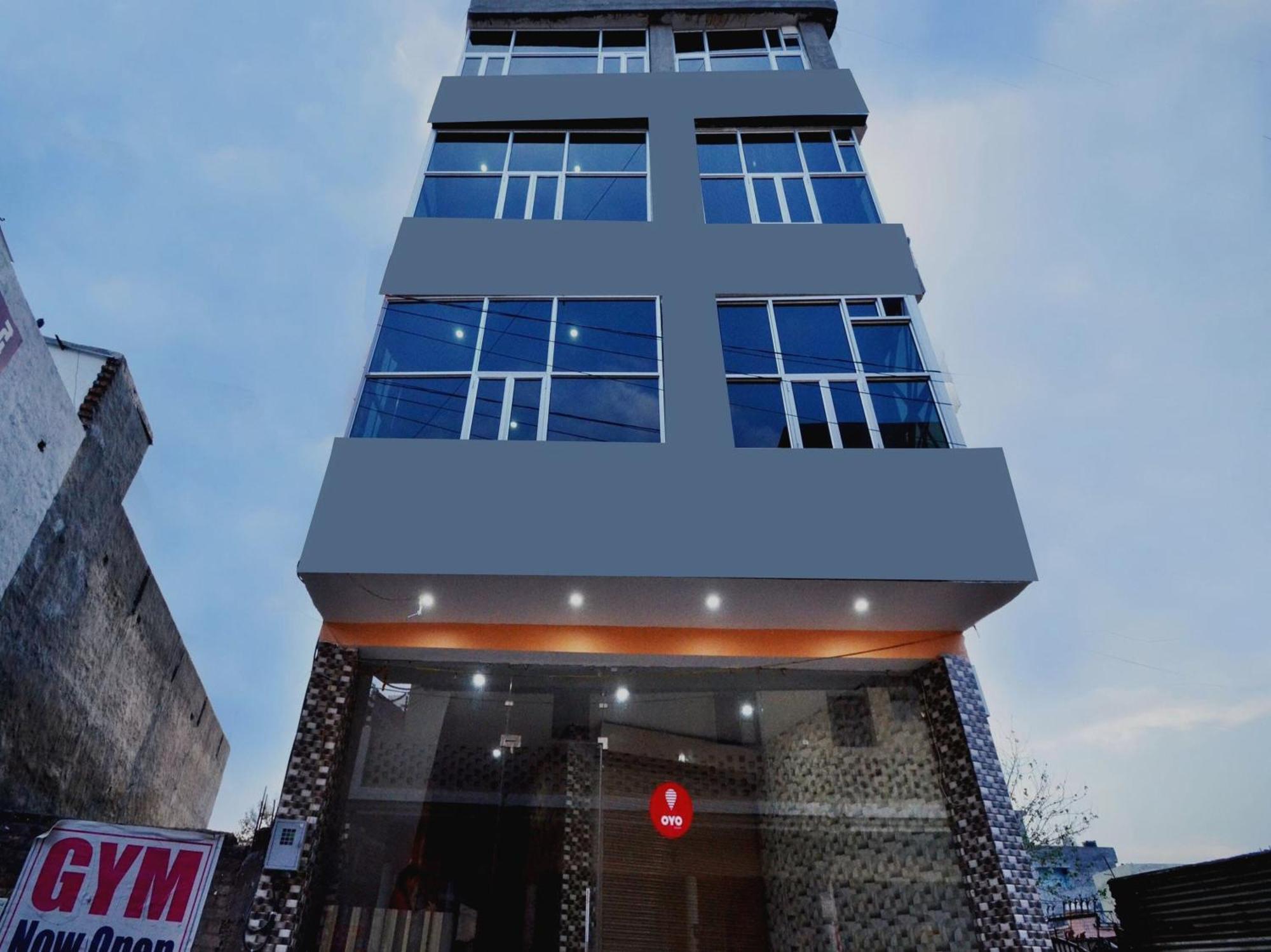 Hotel O Galaxy Nayagaon 외부 사진